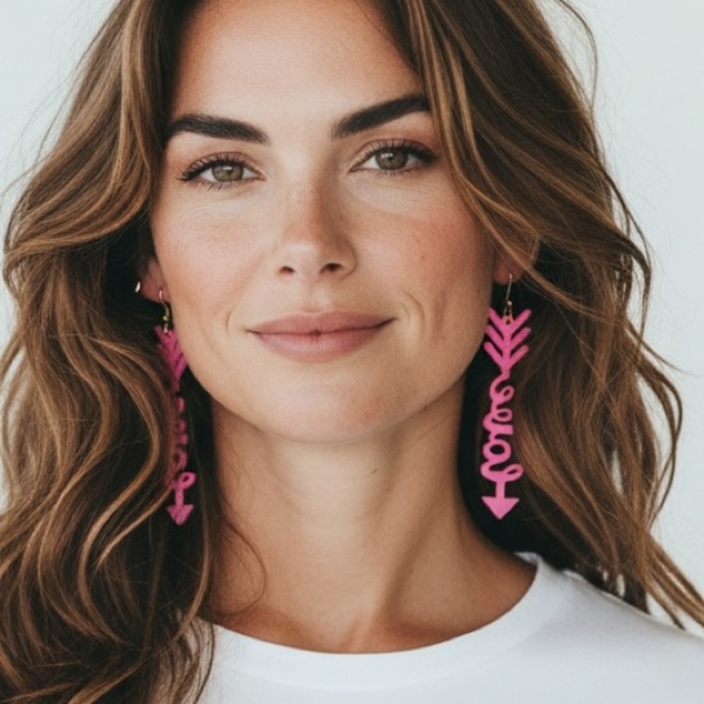 ❤️Pink Arrow Love Dangle Earrings - Picture 2 of 2